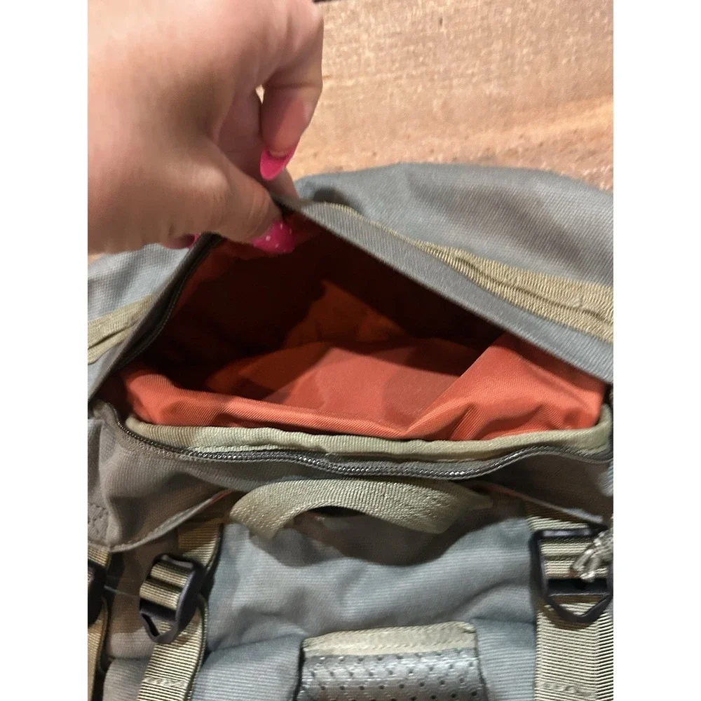 Salkan The‎ Carry-On 35L Green Gorpcore Hiking Backpack EUC